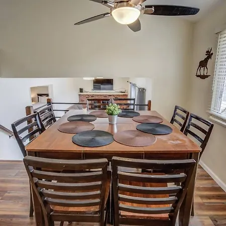 Spacious 4Bd Dog-Friendly Home Near Usaf Academy